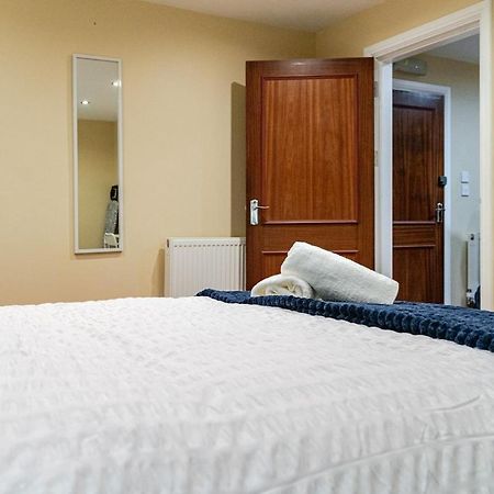 Cozy Flat In Walsall Town Centre Exterior photo